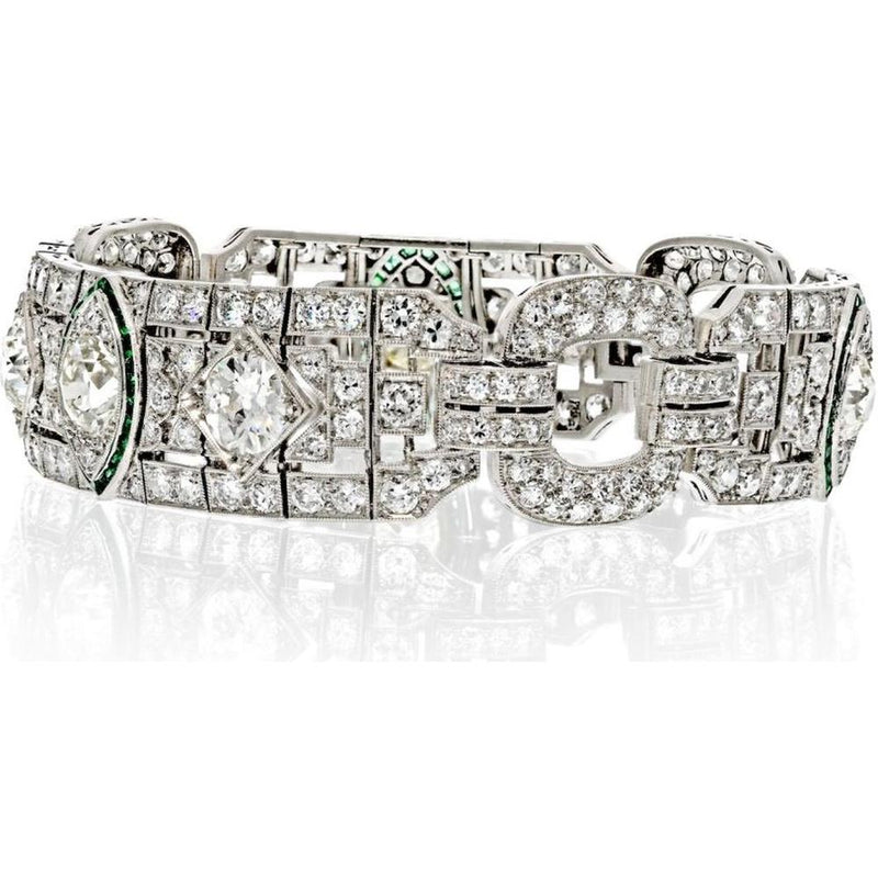 Exquisite Platinum Art Deco Diamond and Green Emerald Bracelet - 16.00 Total Carat Weight