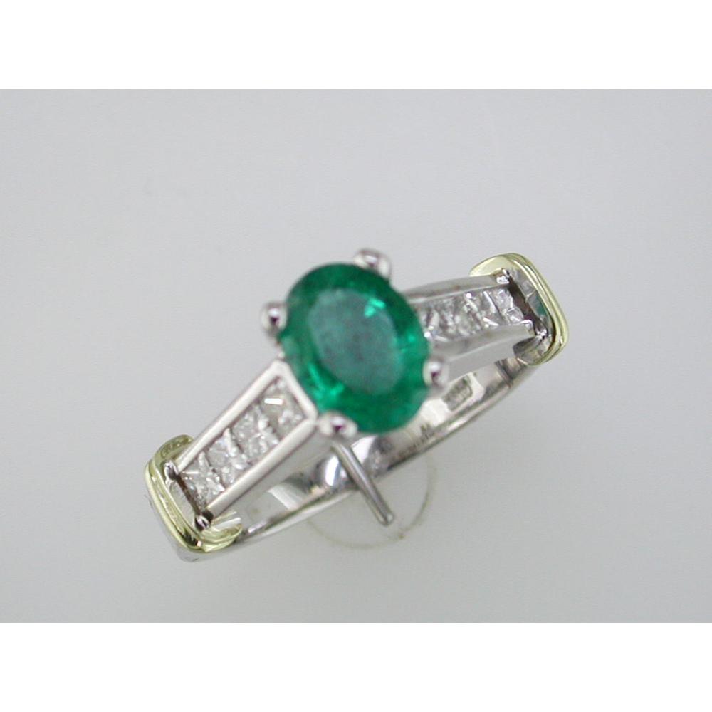 Exquisite Royal 14K White Gold Emerald and Diamond Ring - 1.60 Carat Total Gem Weight