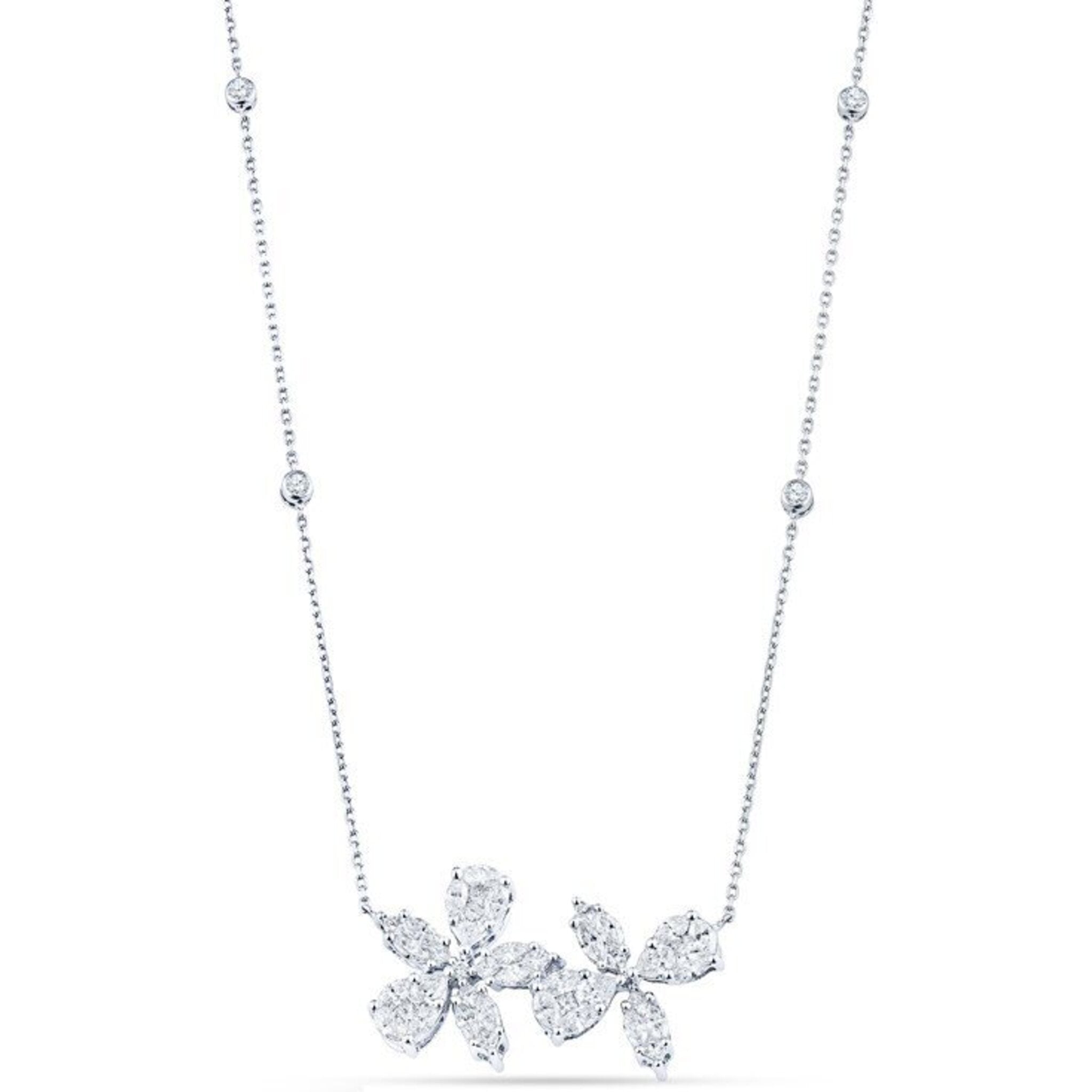 Double Flower 18kw Diamond Necklace