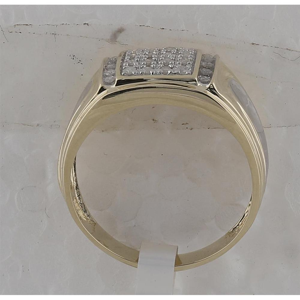 GND 10K Yellow Gold Ring with Prong-Set Round Diamonds in Square Cluster - 0.25 Carat Total Diamond Weight