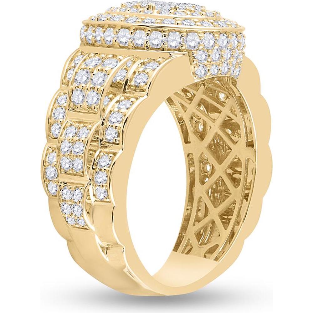 GND 14K Yellow Gold Oval Ring with Prong-Set Round Diamonds - 2.75 Carat Total Diamond Weight