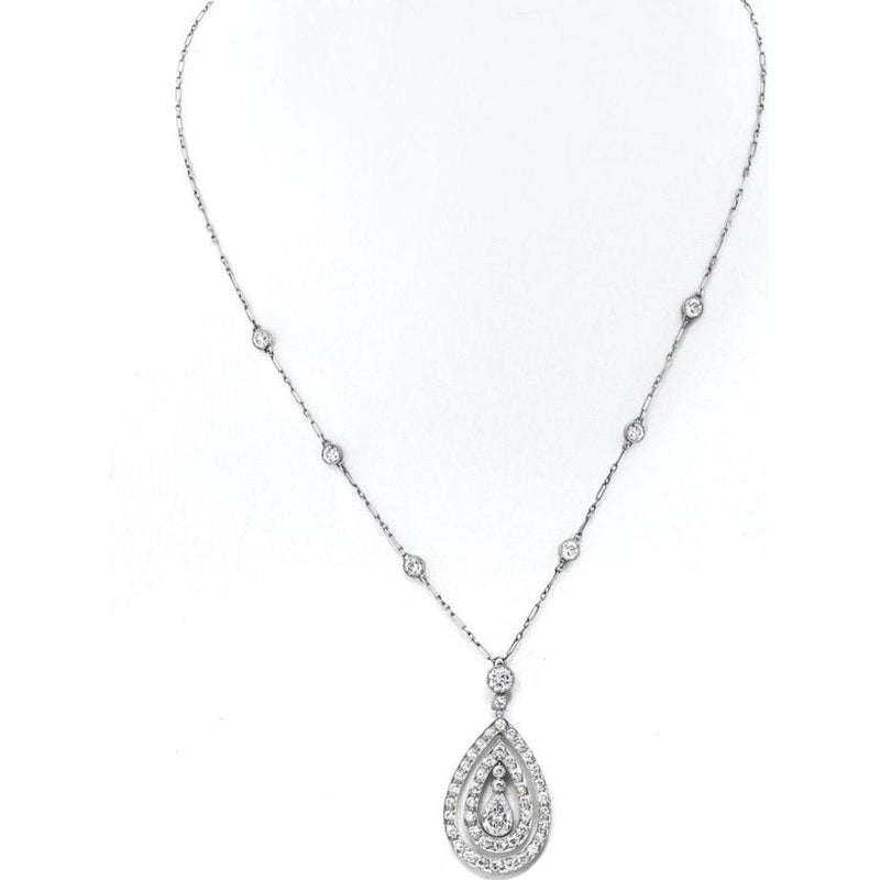 J.E. Caldwell Platinum Diamond Pendant Necklace with  