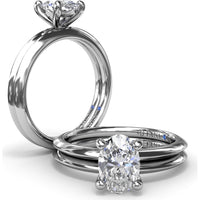 Knife-Edge Wedding Band with Polished Finish by Fana