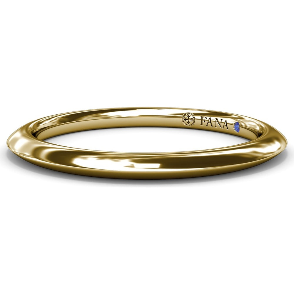 Knife-Edge Wedding Band with Polished Finish by Fana