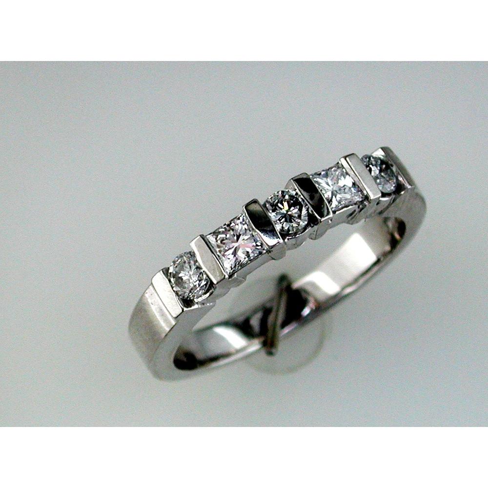 Luxurious 14K White Gold Diamond Wedding Ring with Princess-Cut Diamonds - 0.58 Carat Total Diamond Weight