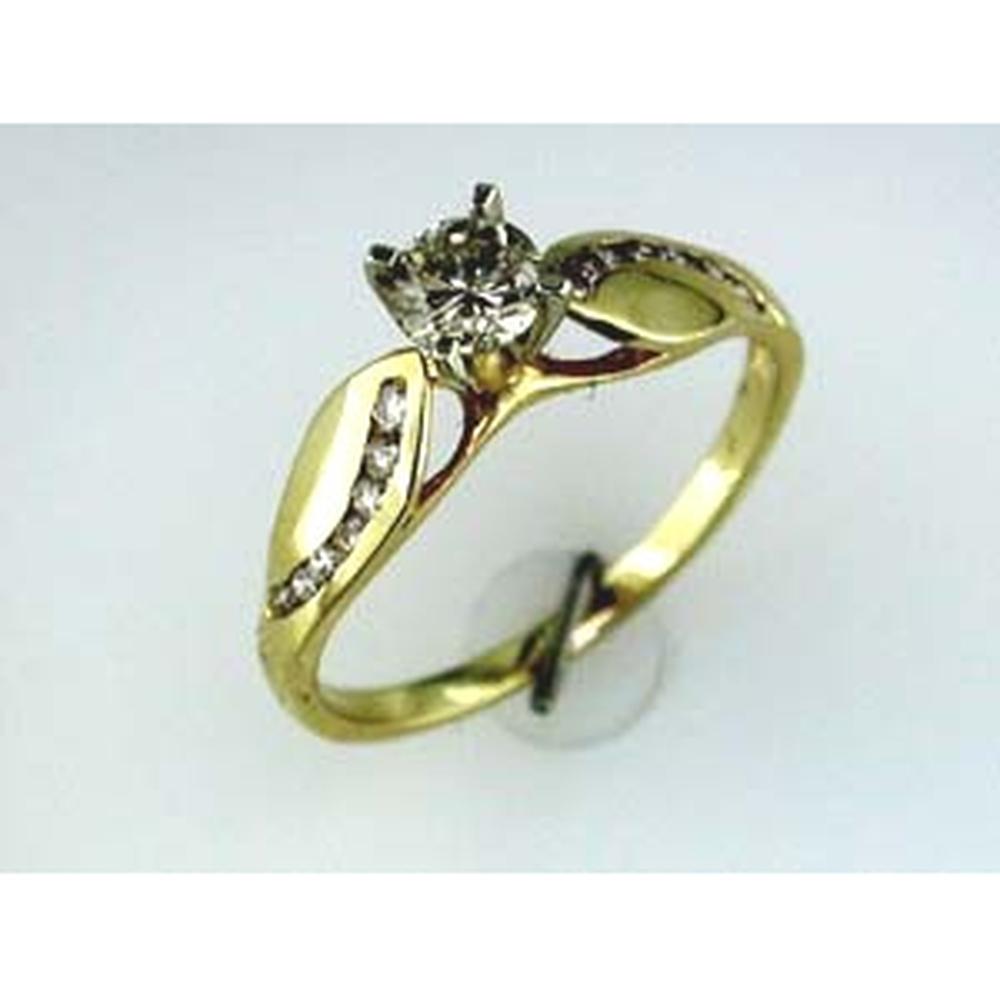 Luxurious 14K Yellow Gold Diamond Engagement Ring with 0.37 Carat Center Diamond