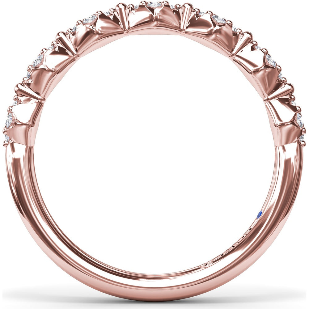 Modern Vintage Band with Diamond Cluster Rhombus Motif by Fana - 0.18 Carat Total Diamond Weight