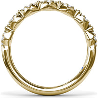 Modern Vintage Band with Diamond Cluster Rhombus Motif by Fana - 0.18 Carat Total Diamond Weight