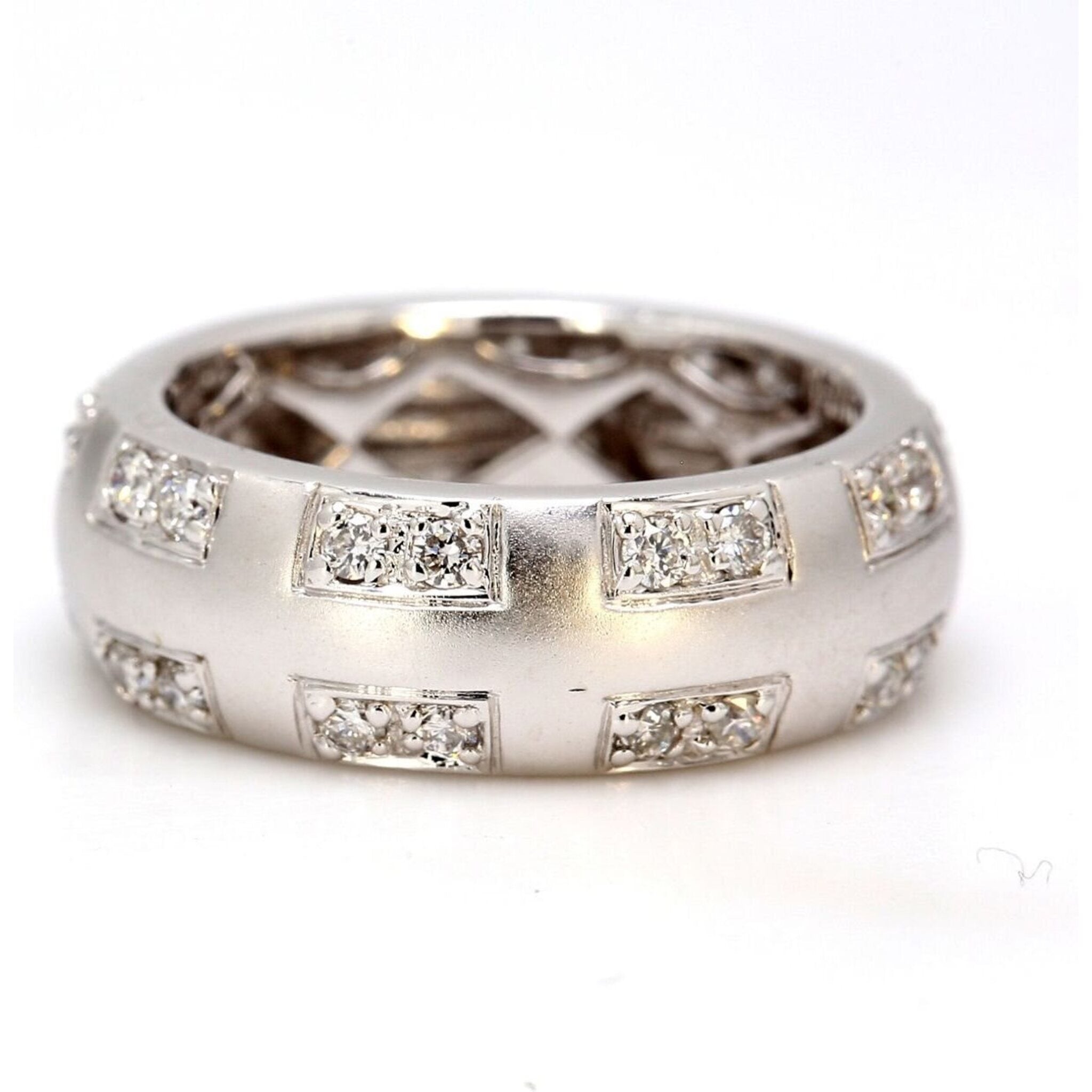 Ninacci 14K White Gold 0.75 Carats Round Diamond Eternity Band - Size 6.5