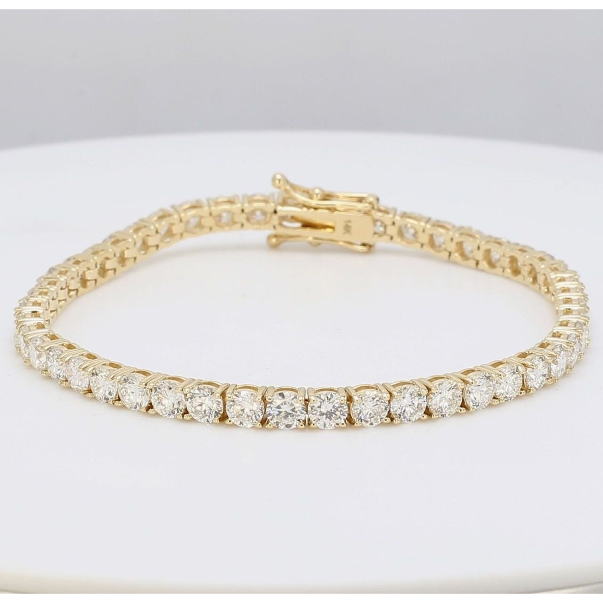 Ninacci 14K Yellow Gold 7" Tennis Bracelet with 4-Prong Set Round Diamonds - 9.02 Carat Total Diamond Weight