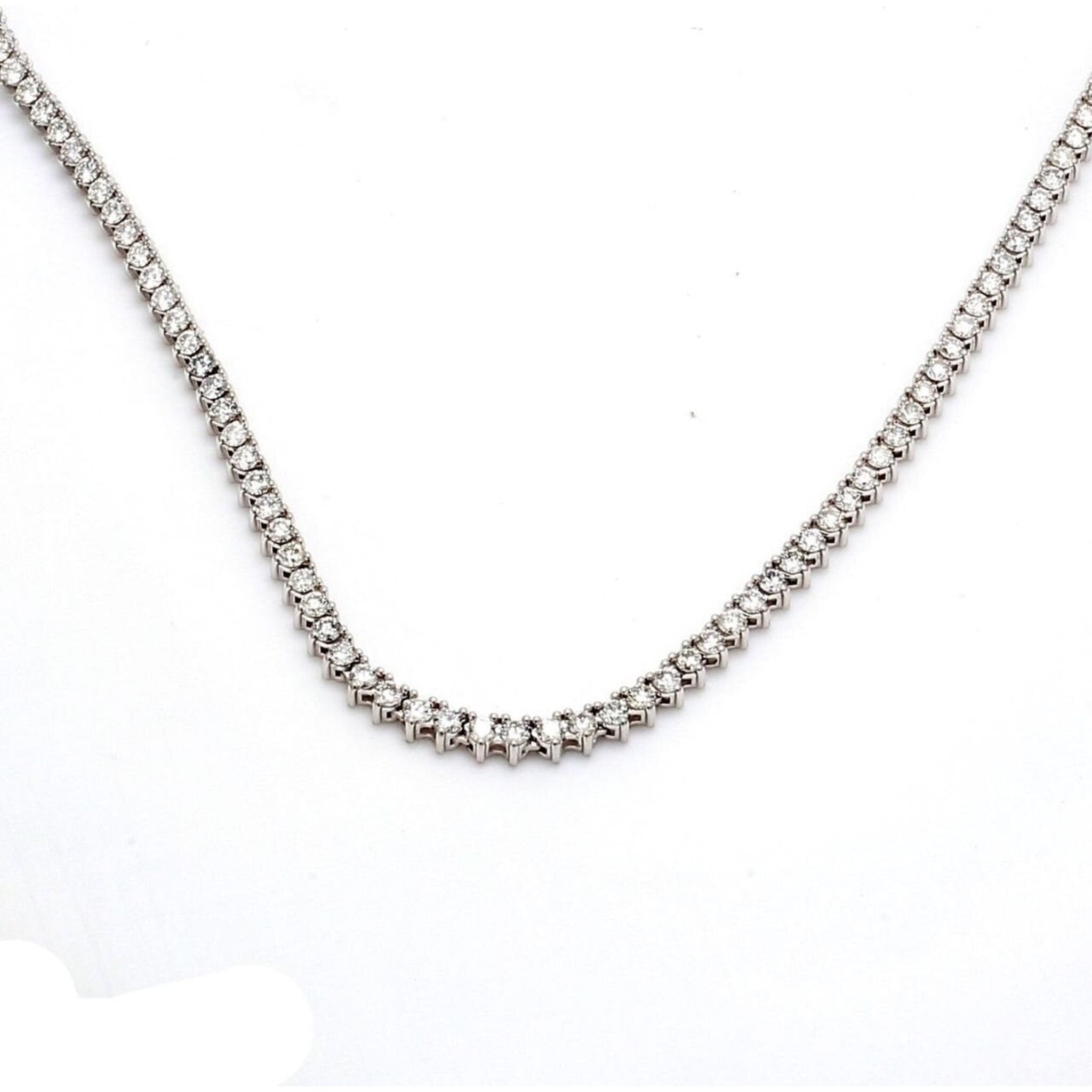 Ninacci 18K White Gold 5.79 Carats Round Diamond Tennis Necklace
