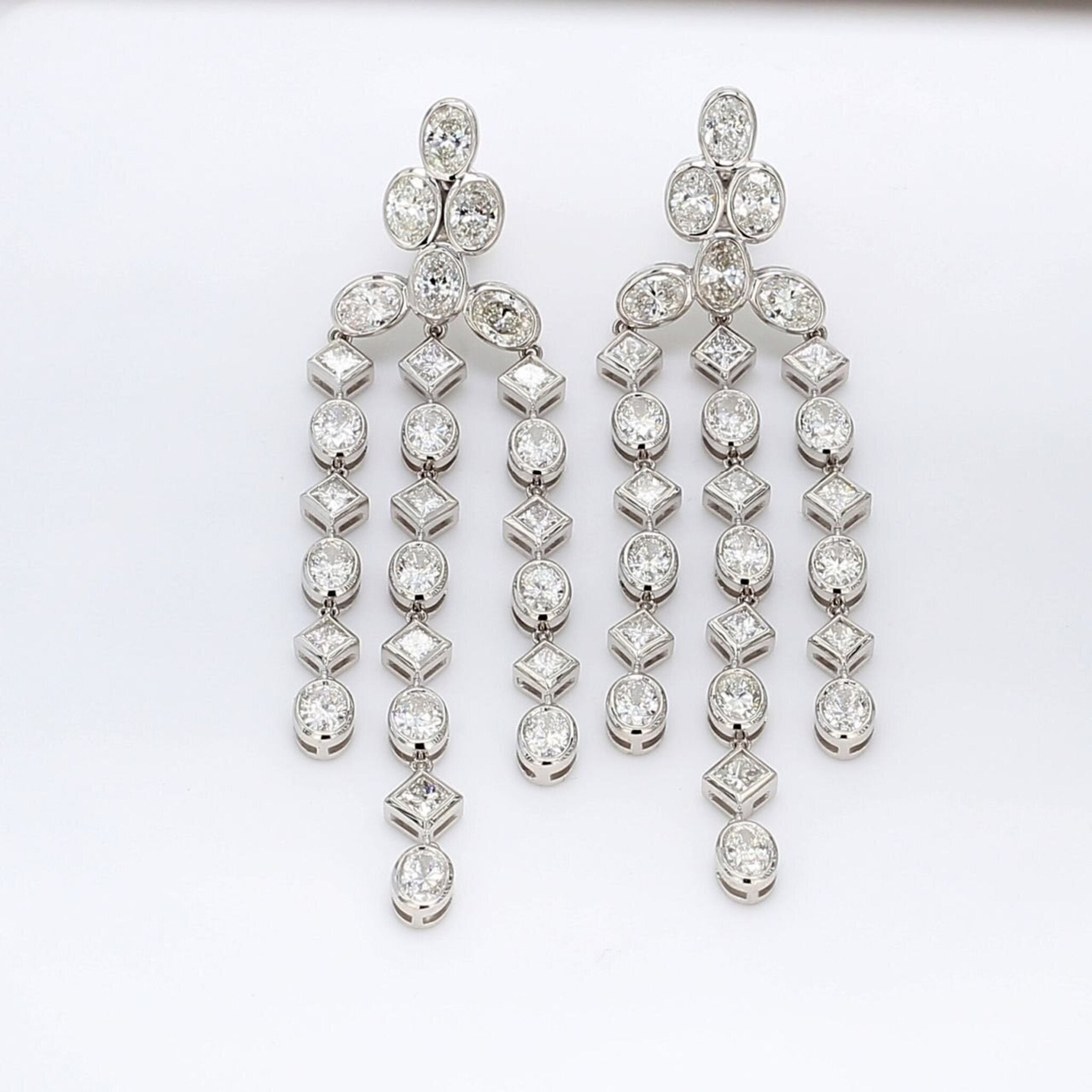 Ninacci 18K White Gold 8.72 Carats Princess and Oval Diamond Chandelier Earrings