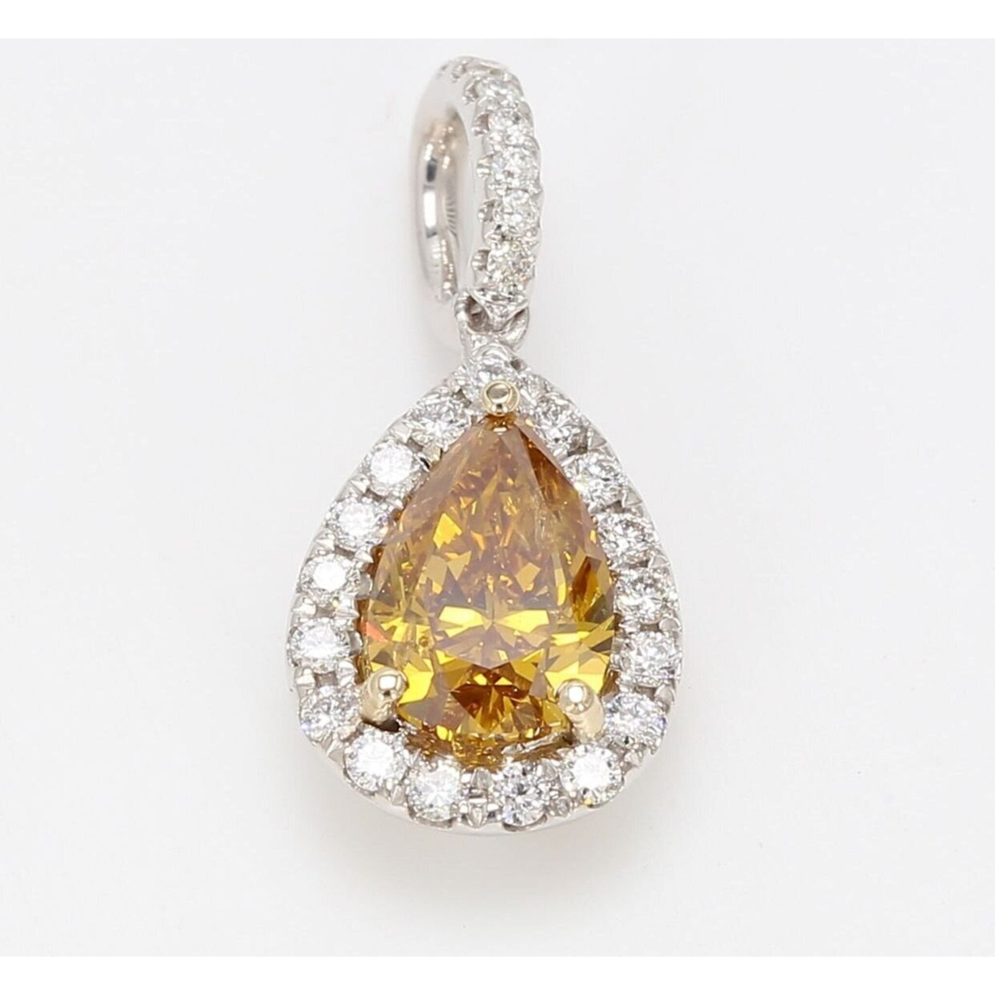 Ninacci 18K White Gold Halo Pendant with Prong Set Round Diamonds - 0.28 Carat Total Diamond Weight