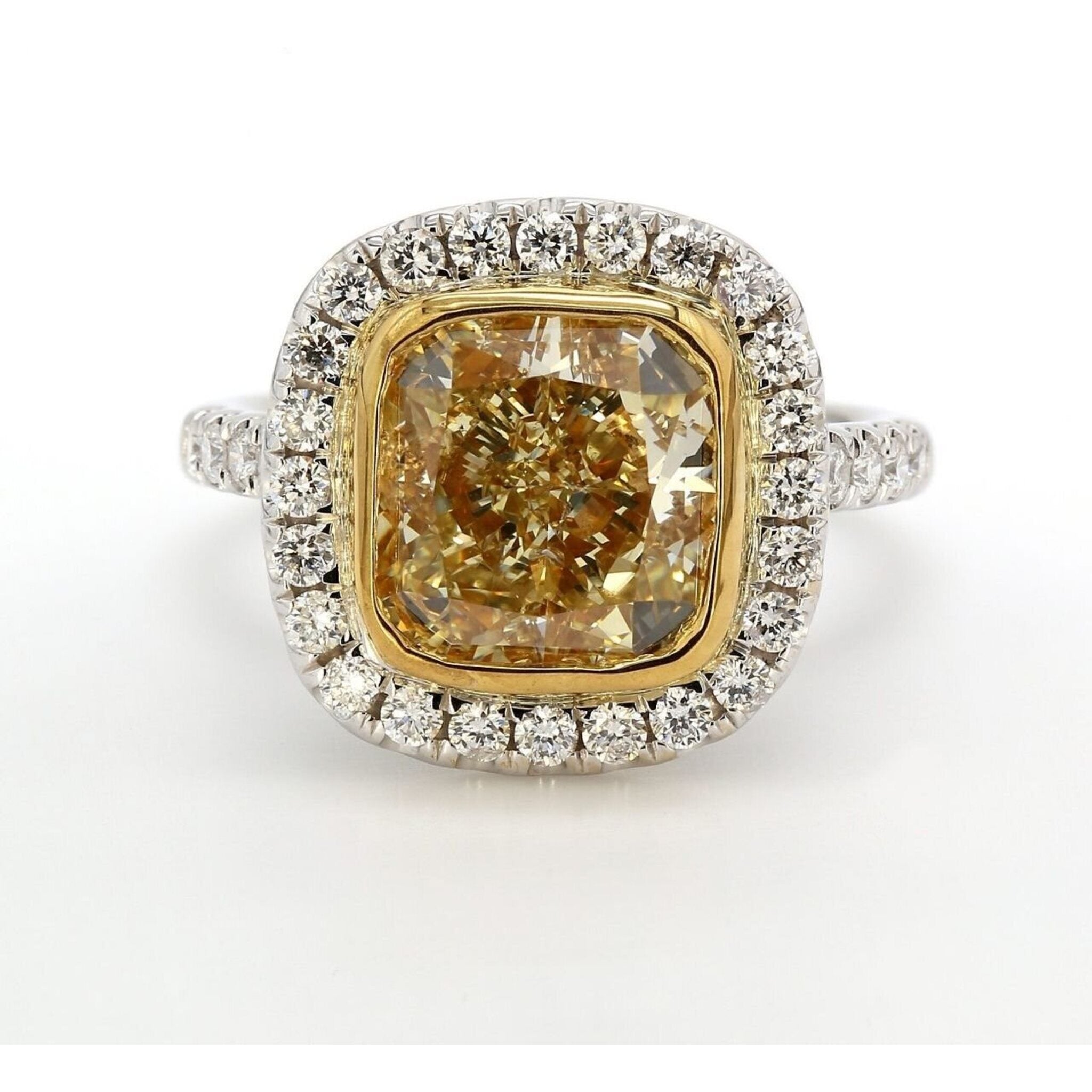 Ninacci 18K White Gold Halo Semi-Mount Ring with Prong-Set Round Diamonds - 0.84 Carat Total Diamond Weight