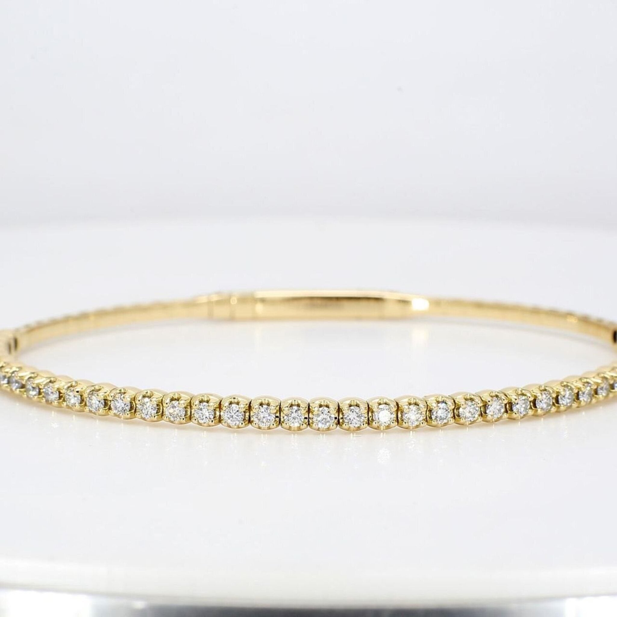 Ninacci 18K Yellow Gold Diamond Oval Bangle - 0.88 Carat Total Diamond Weight