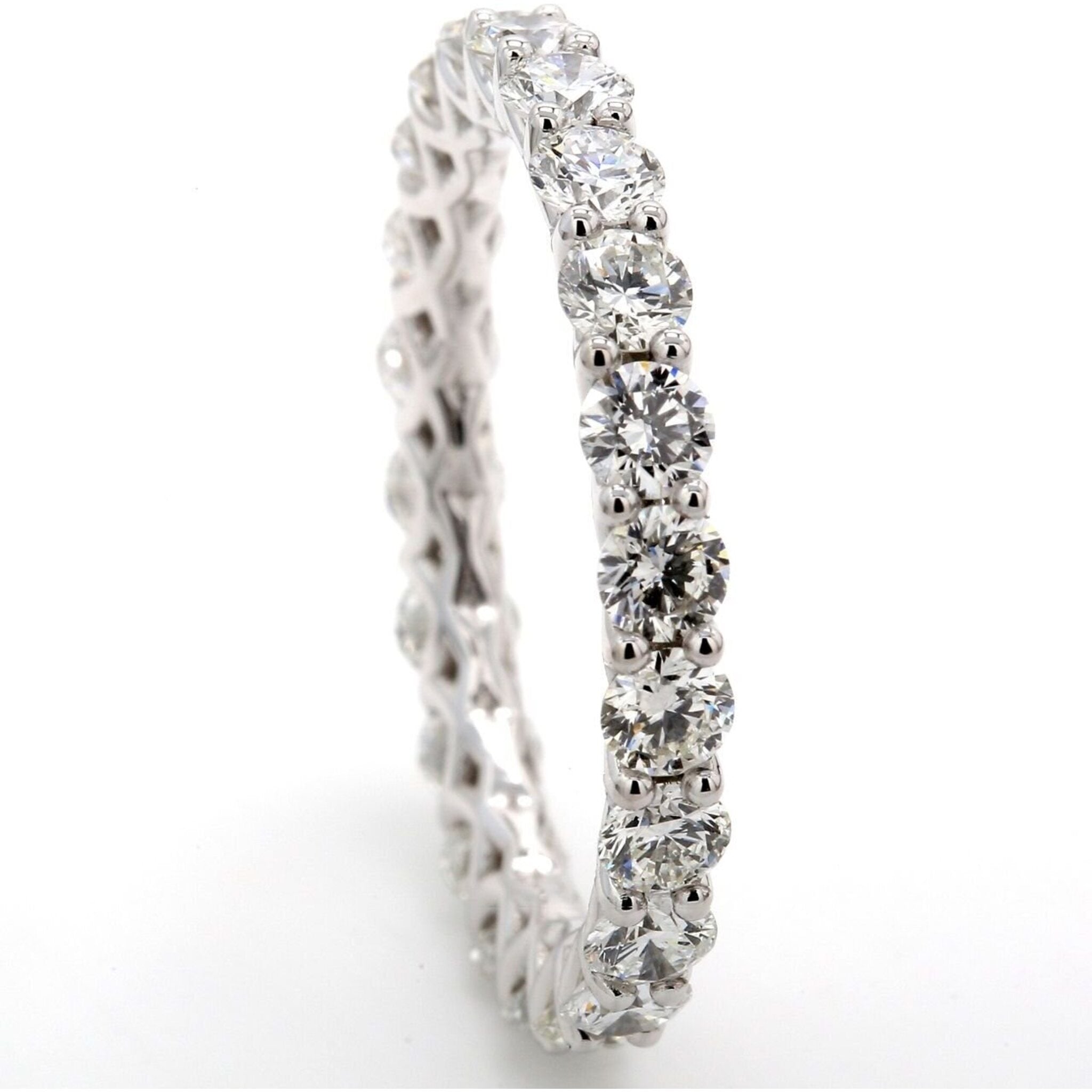 Ninacci Platinum Elegance 2.84 Carat Total Diamond Weight Shared Prong Diamond Eternity Band - Size 9.25