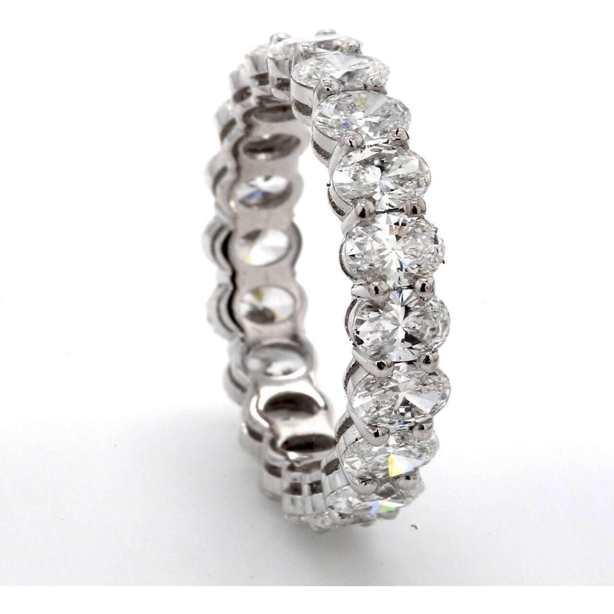 Ninacci Platinum Oval-Cut Diamond Eternity Band - 3.24 Carat Total Diamond Weight - Size 5.0