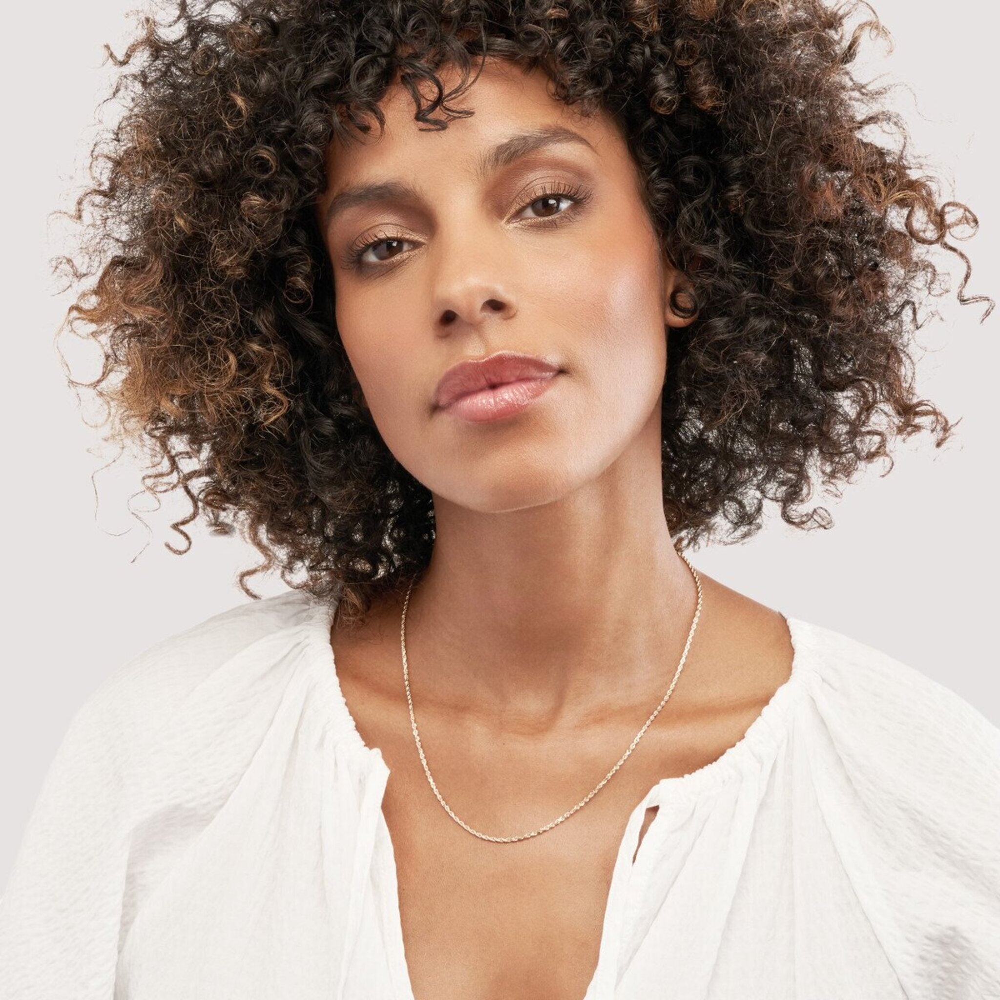 Olas d'Oro 18" Necklace - 14K Yellow Gold 1.8mm Diamond Cut Rope Chain with Lobster Lock