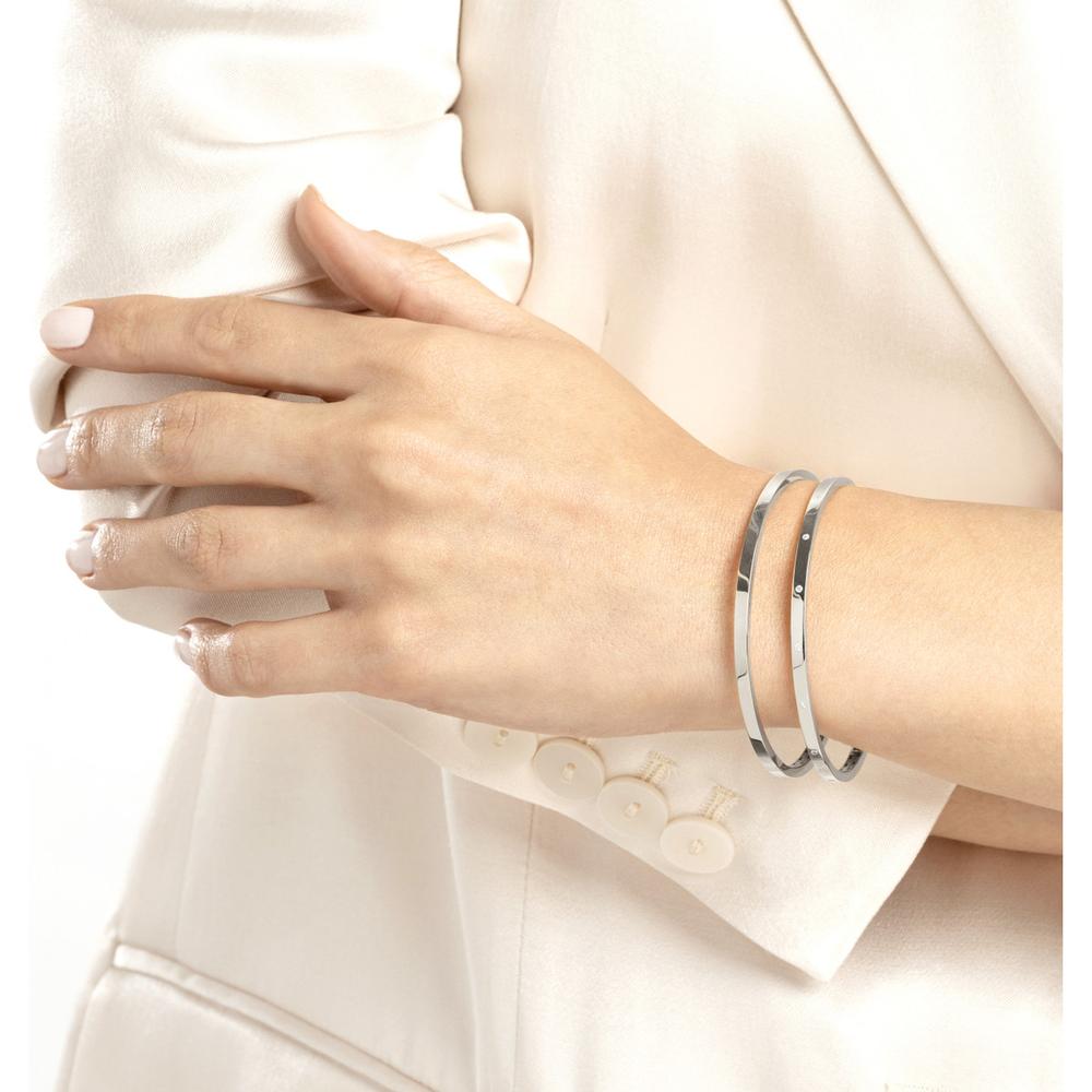 Olas d'Oro - 14K White Gold Plain Square Tube Bangle with Greek Key Interior - 8.19g