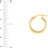 Olas d'Oro - 14K Yellow Gold 15mm Textured Line Round Hoop Earrings 2.40 Grams Total Weight