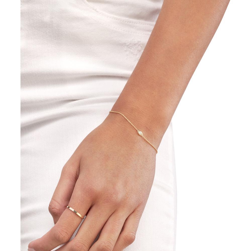 Olas d'Oro - 14K Yellow Gold 3pt Diamond Evil Eye Bolo Bracelet - 0.03 Carat Diamond