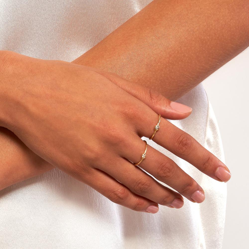 Olas d'Oro - 14K Yellow Gold 3pt Round Diamond Bezel Ring - 0.03 Carat Total Diamond Weight