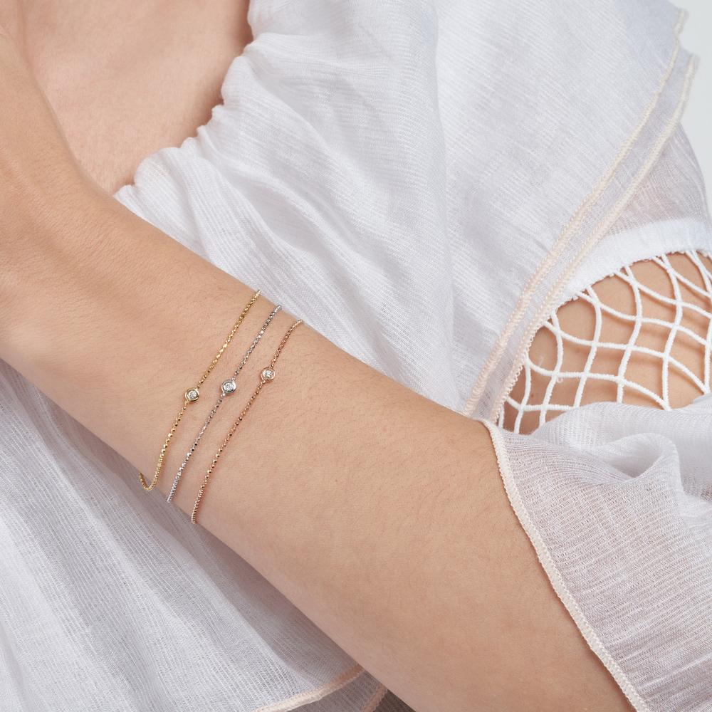 Olas d'Oro - 14K Yellow Gold Adjustable Diamond Cut Beaded Chain Bracelet with 0.03 Carat Total Diamond Weight