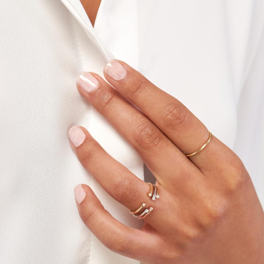 Olas d'Oro - 14K Yellow Gold Diamond-Tipped Open Wire Ring with 2pt Diamonds - 0.02 Carat Total Diamond Weight