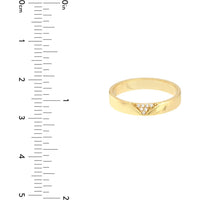 Olas d'Oro - 14K Yellow Gold Diamond V-shape Band Ring - 0.04 Carat Total Diamond Weight