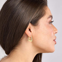 Olas d'Oro - 14K Yellow Gold Graduated Square Puff Hoop Earrings - 2.64g Total Weight
