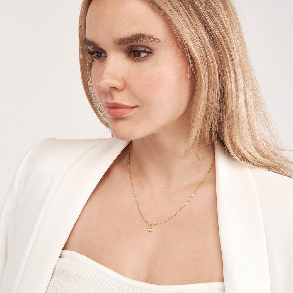 Olas d'Oro - 14K Yellow Gold Mini Seashell Paper Clip Necklace with Spring Ring Closure - 1.93g