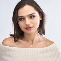 Olas d'Oro - 14K Yellow Gold Oval Link Pendant with 1/20 Carat Diamond - Elegant and Sparkling Design