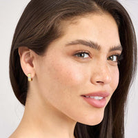 Olas d'Oro - 14K Yellow Gold Ribbed Hoop Earrings with Diamonds - 0.04 Carat Total Diamond Weight