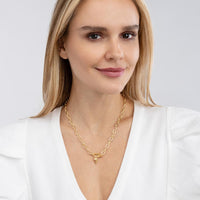 Olas d'Oro - 14K Yellow Gold Ruby Arrow Pendant - 0.08 Carat Ruby
