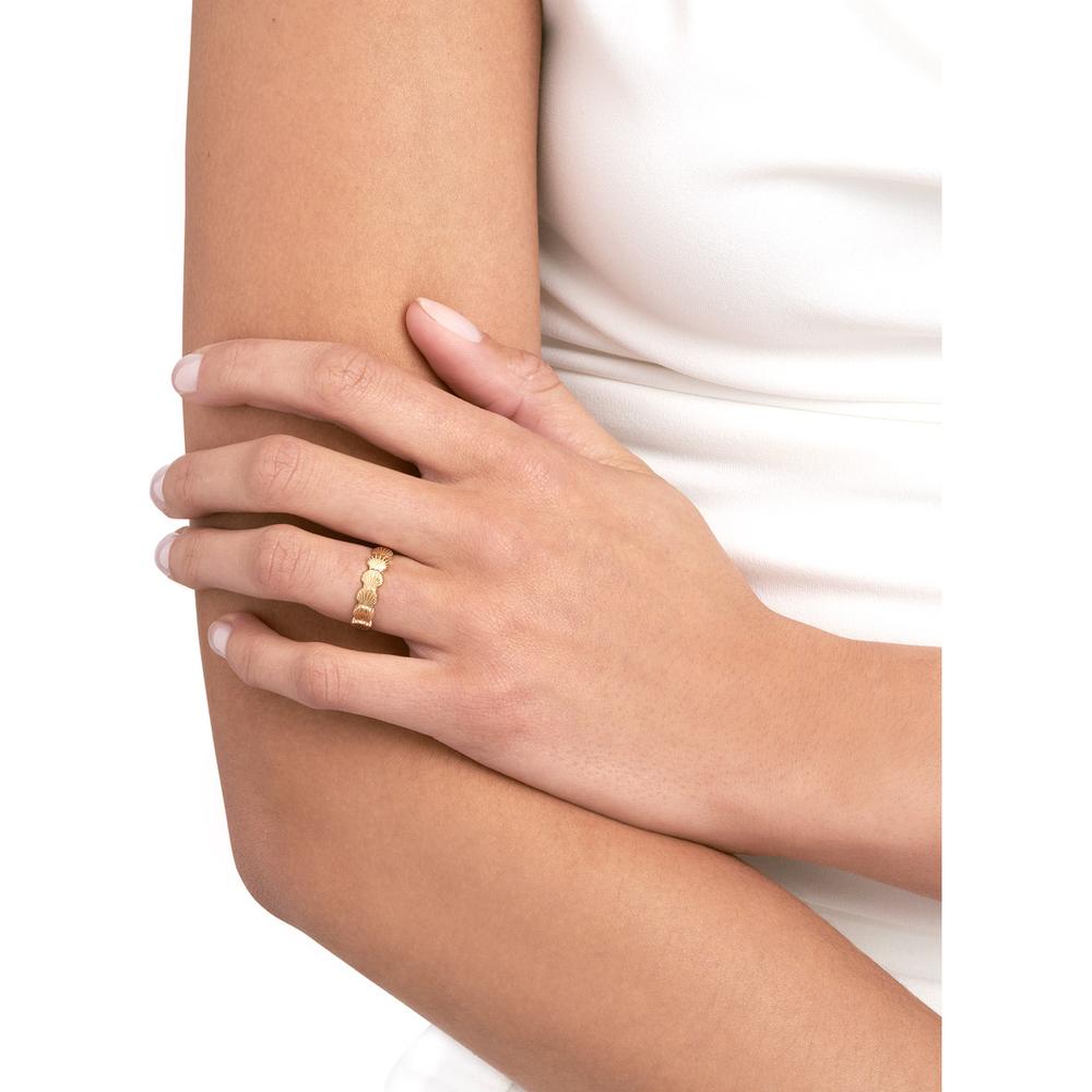 Olas d'Oro - 14K Yellow Gold Scallop Seashell Ring - Size 8 - 1.45 Grams