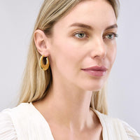 Olas d'Oro - 14K Yellow Gold Small Graduated Puffed Hoop Earrings - 4.90 Grams