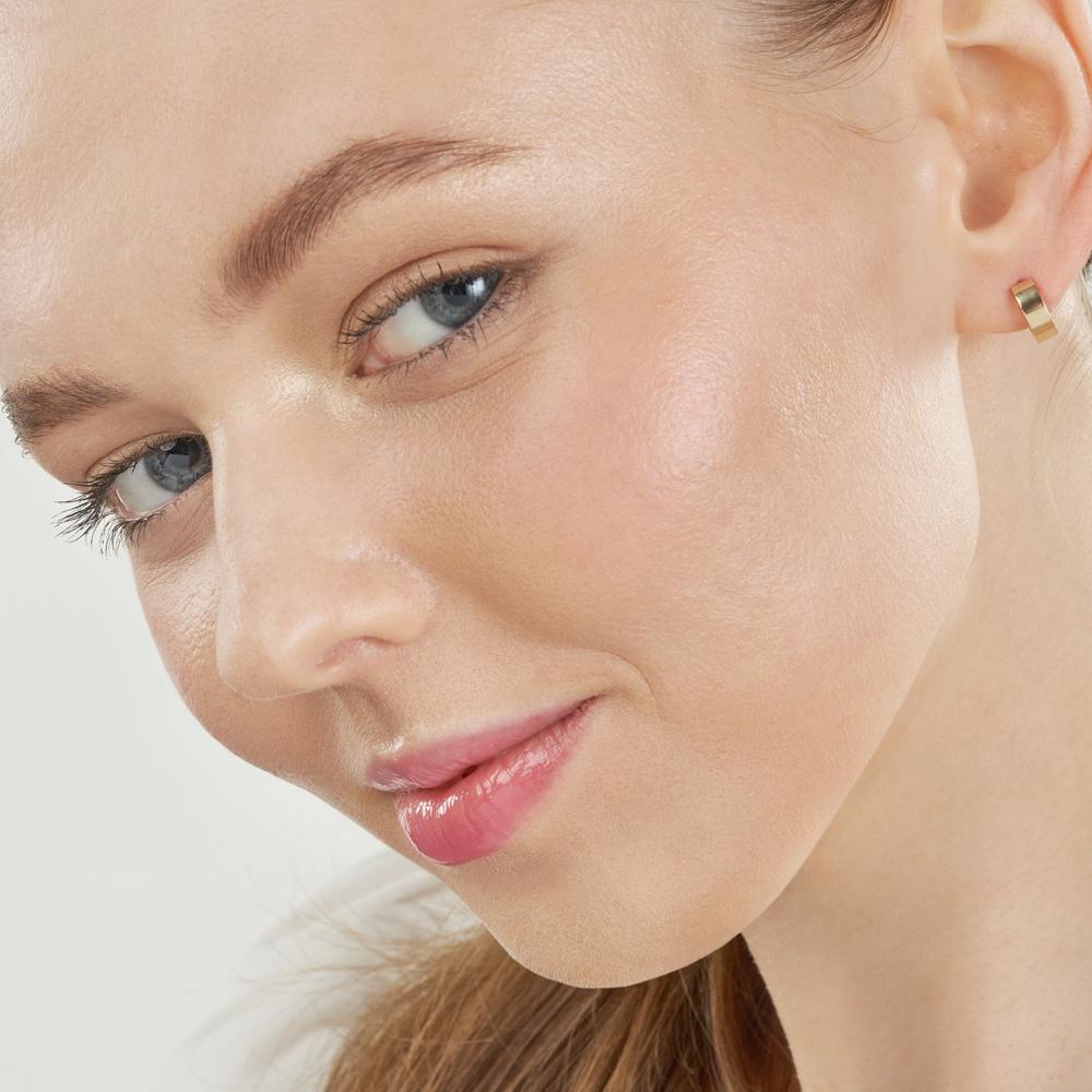 Olas d'Oro - 14K Yellow Gold Small Round Hoop Earrings 1.90 Grams