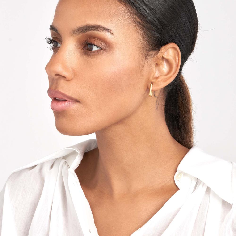 Olas d'Oro - 14K Yellow Gold Square Frame Paper Clip Hoop Earrings 2.15 Grams Total Weight