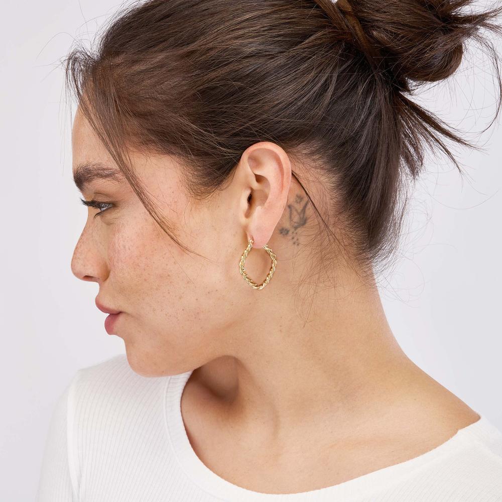 Olas d'Oro - 14K Yellow Gold Square Twist Rope Hoop Earrings - 2.60 Grams Total Weight