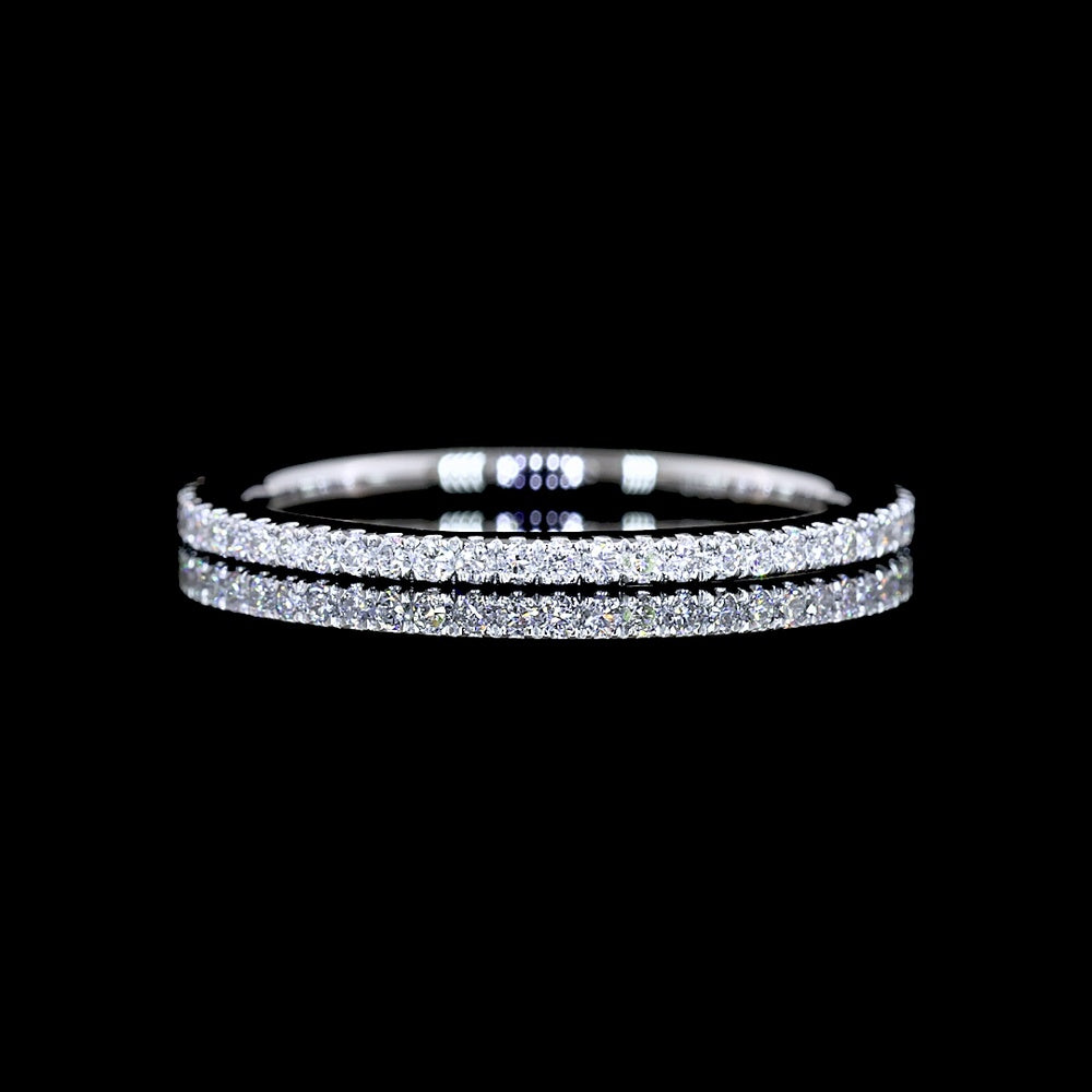 Platinum 0.29 Carats Total Weight Eternity Band with Pavé Micro Set Round Brilliant Lab Diamonds (E-F Color, VS2 Clarity) - Covaloro Fine Jewelry