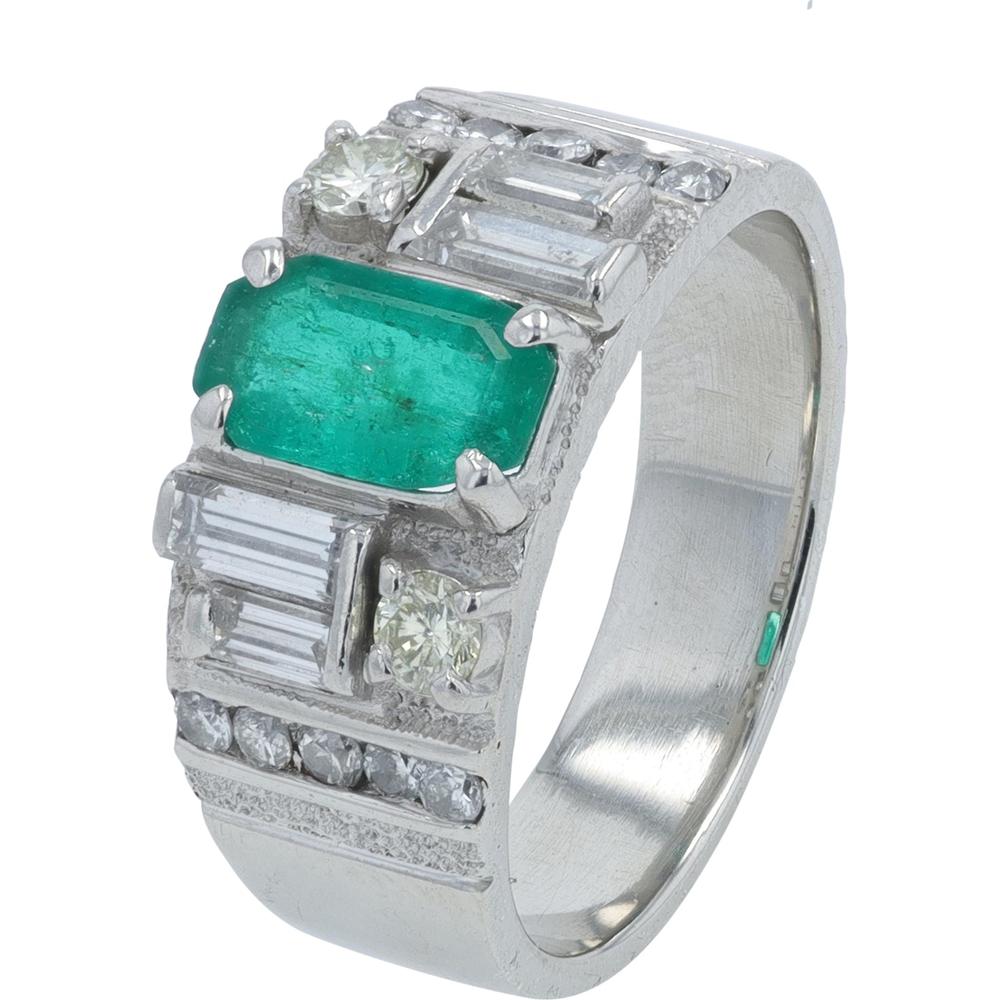 Platinum 0.76 Carat Emerald Ring with 0.80 Carat Baguette and Round Diamonds
