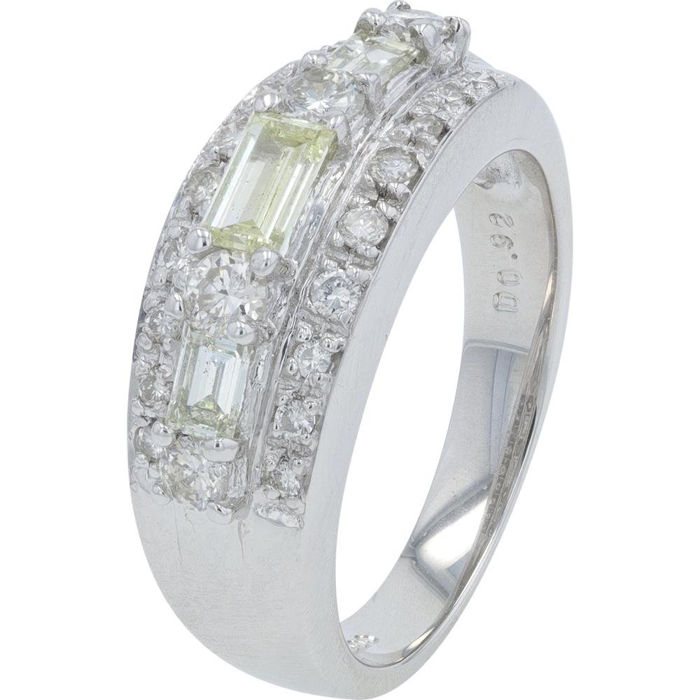 Platinum 0.92 Carat Diamond Band with Baguette and Round Diamonds - 0.92 Carat Total Diamond Weight
