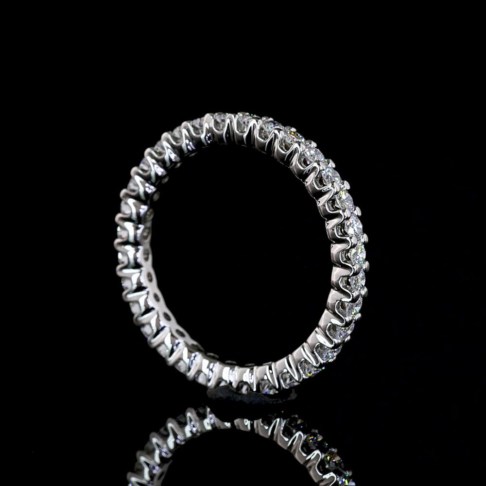 Platinum 0.94 Carats Total Weight Eternity Band with 31 Prong Set Round Brilliant Cut Lab Diamonds - Covaloro Fine Jewelry