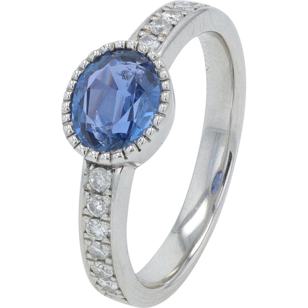 Platinum 1.05 Carat Oval Sapphire Ring with 0.154 Carat Diamond Halo