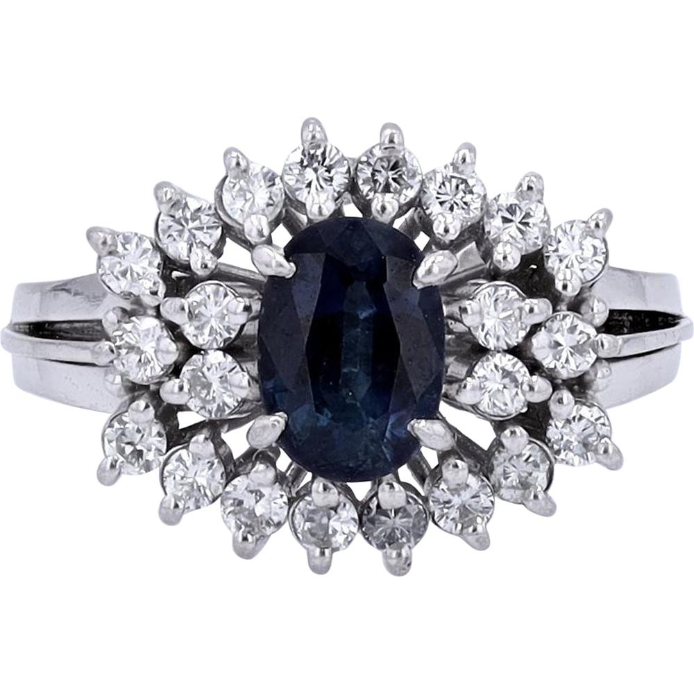 Platinum 1.54 Carat Oval Sapphire Ring with 0.45 Carat Diamond Halo