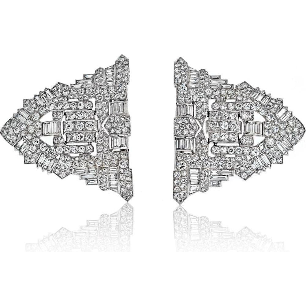 Platinum 25 Carat Art Deco Diamond Double Clip Brooch - Timeless Elegance and Luxury Statement