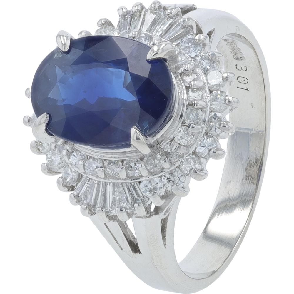 Platinum 3.01 Carat Oval Sapphire Ring with Round and Baguette Diamonds - 0.60 Carat Total Diamond Weight