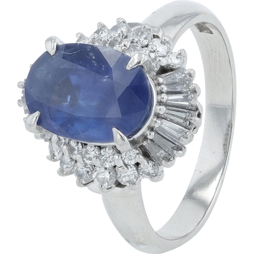Platinum 4.40 Carat Sri Lanka Sapphire Center Ring with 0.86 Carat Halo Diamonds