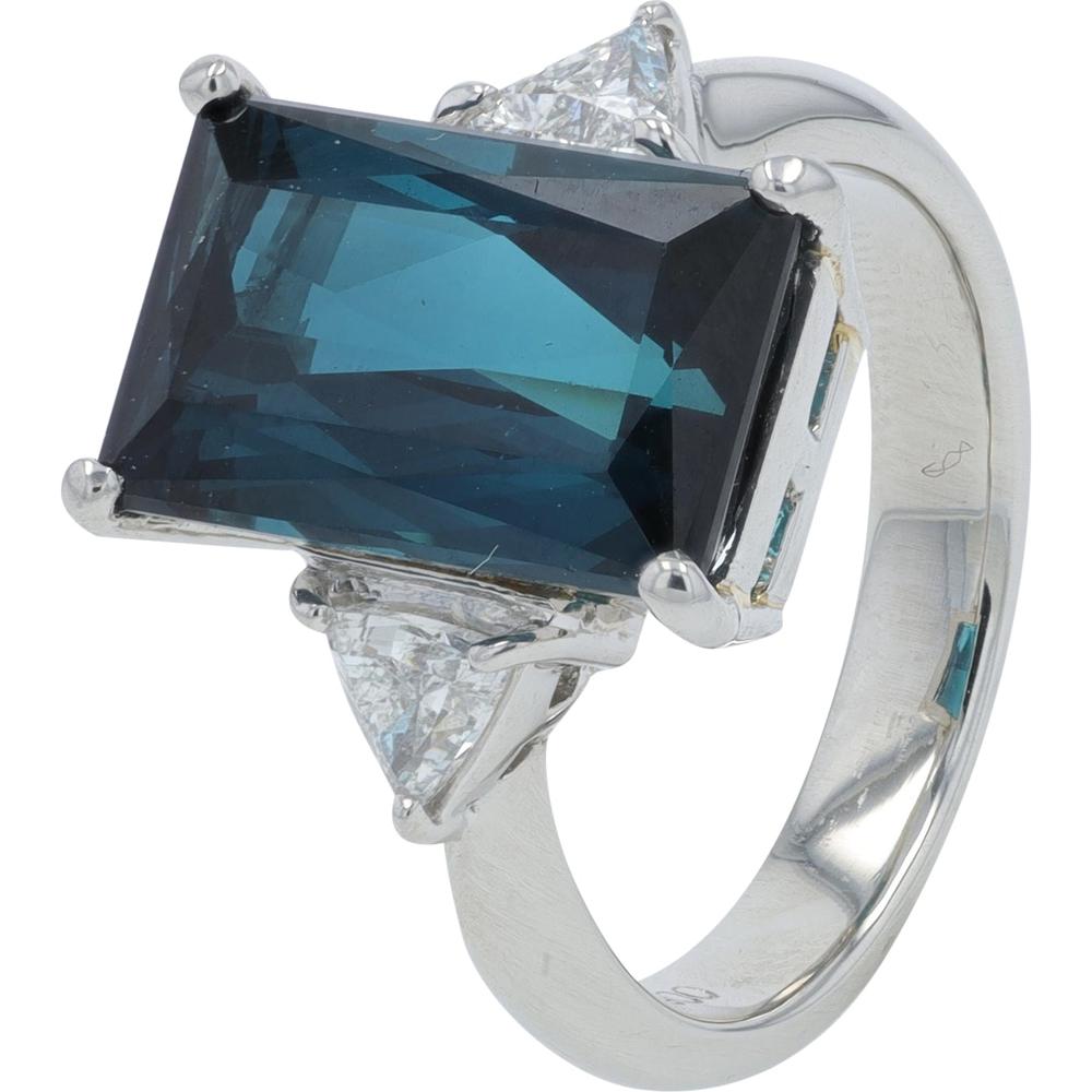 Platinum 4.74 Carat Indigo Tourmaline Ring with 0.37 Carat Diamonds