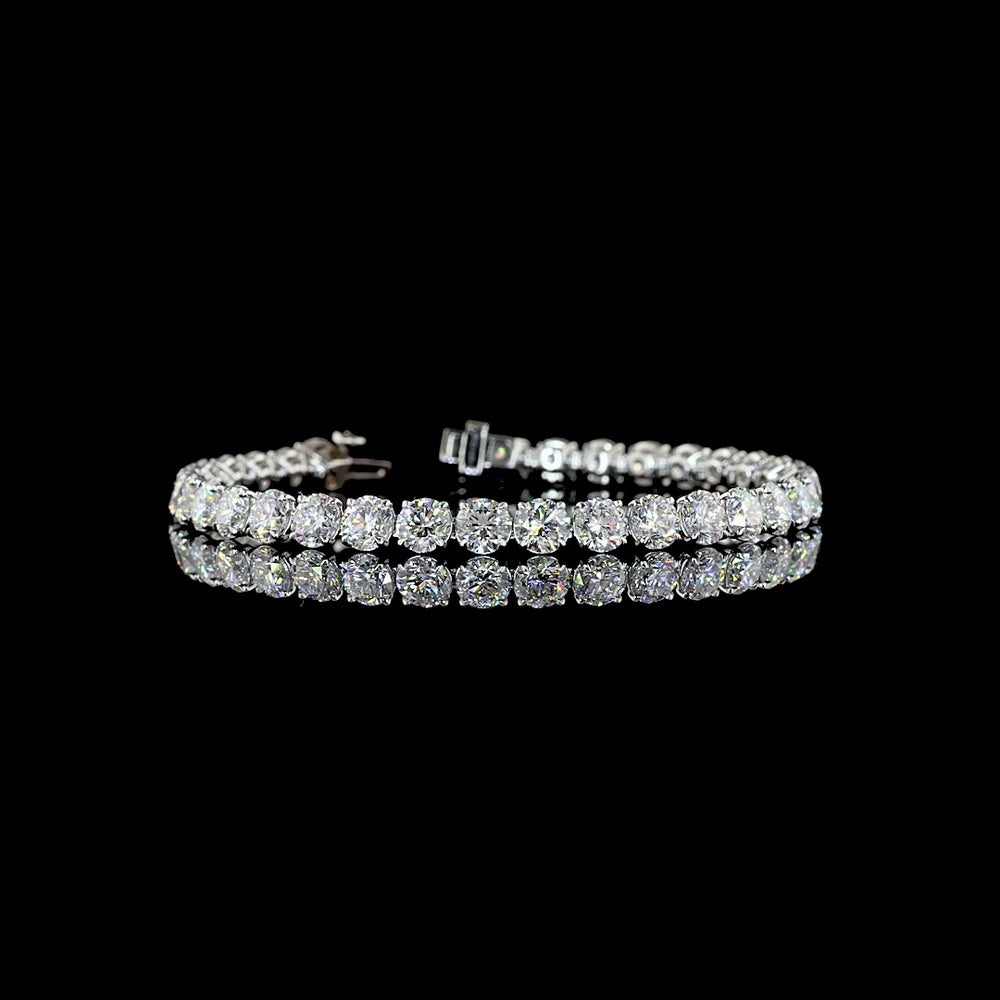 Platinum 7.5" Tennis Bracelet with 34 Prong-Set Round Lab Diamonds - 17.73 Carat Total Weight, E-F Color VS Clarity - Covaloro Fine Jewelry
